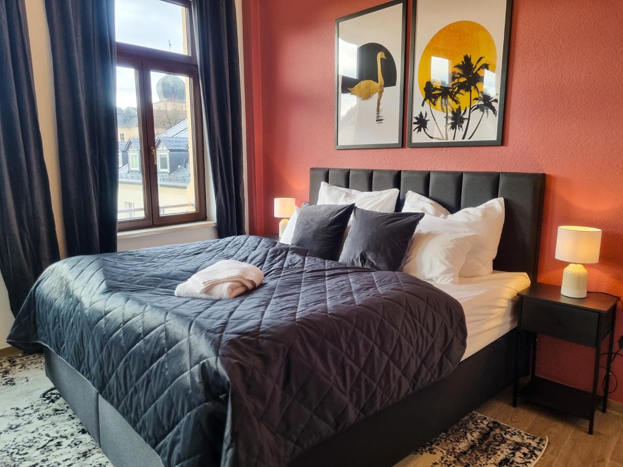 Maremar - Design Maisonette Altstadt - 4 Pers - 57Qm - Luxus Boxspringbett - Kueche - Arbeitsplatz - Privater Parkplatz Greiz Exterior foto