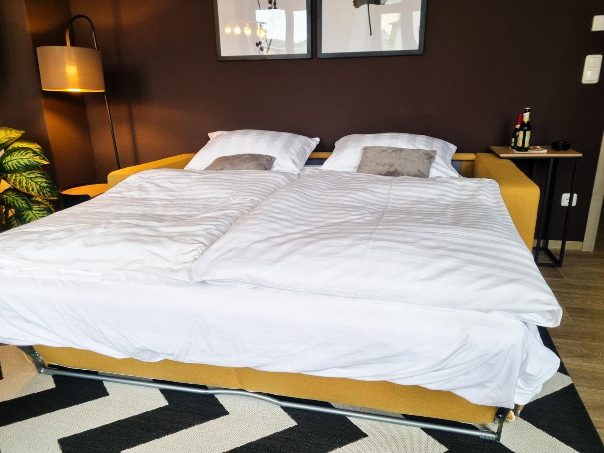 Maremar - Design Maisonette Altstadt - 4 Pers - 57Qm - Luxus Boxspringbett - Kueche - Arbeitsplatz - Privater Parkplatz Greiz Exterior foto